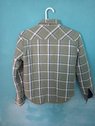 Vendo cazadora niño 7años tomy Hilfiger 