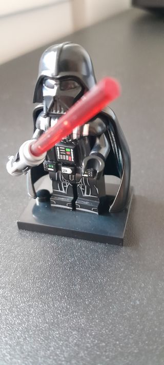 FIGURA DARTH VADER LEGO