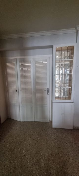 Puertas mayorquinas de madera blancas correderas