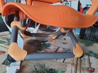 Trona plegable