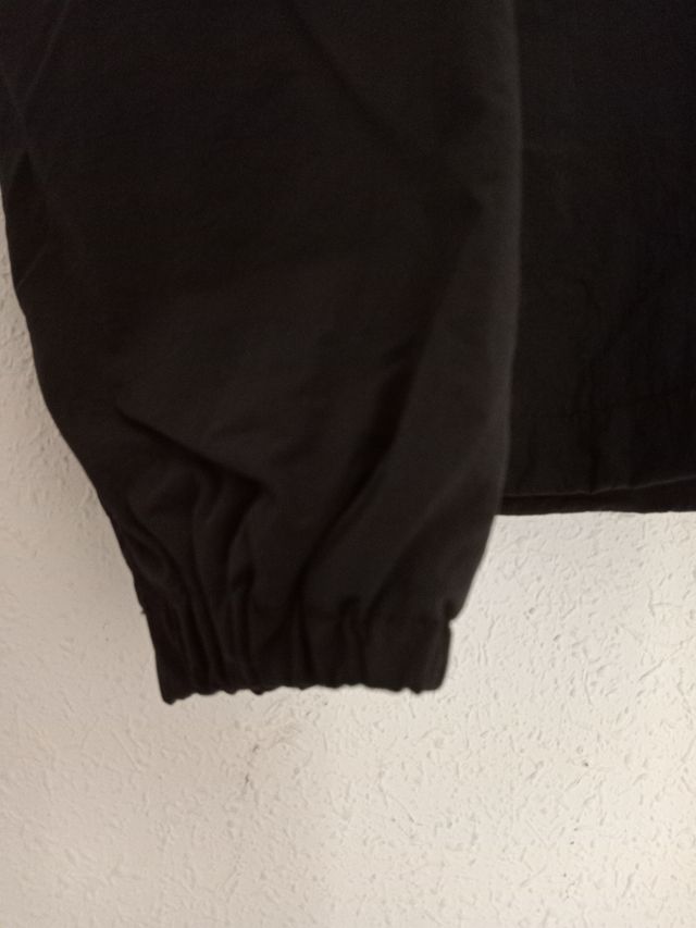 Sudadera corta vientos