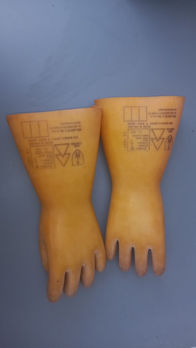Guantes aislantes clase 3 ( 30000V )