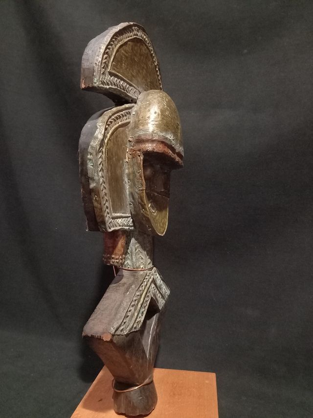 Antiguo relicario africano Kota Gabón