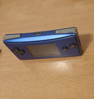 GAMEBOY MICRO + 3 JUEGOS + CARGADOR+ FUNDA