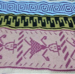 Manta raices nativas