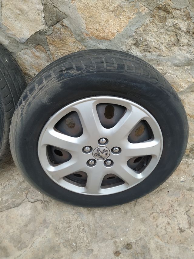 4 Llantas de hierro Peugeot 407