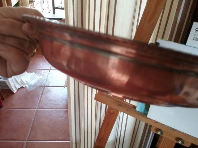 Ensaladera o plata,  de cobre y estaño