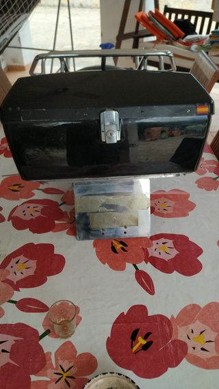 Baúl cofre moto custom