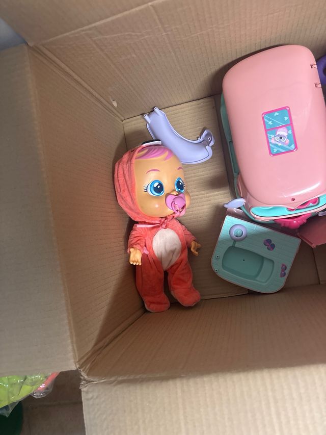 bebés llorones y complementos más bebé grande.