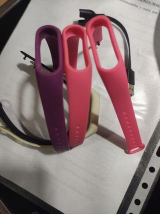 Lote pulseras Xiaomi y cargador
