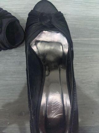 Zapatos para fiesta negros de raso