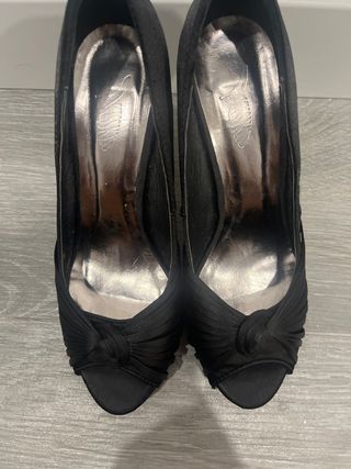 Zapatos para fiesta negros de raso