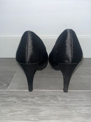 Zapatos para fiesta negros de raso