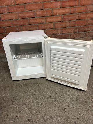 nevera pequeña