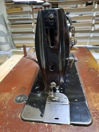 Maquina coser singer