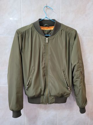Chaqueta bomber verde