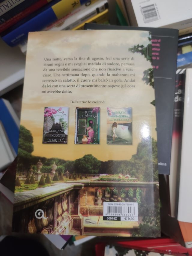 Il profumo della Rosa di mezzanotte-