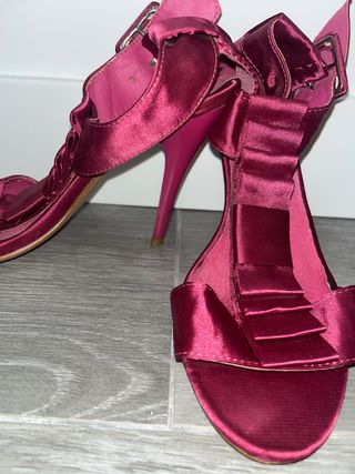 Sandalias fiesta de raso moradas