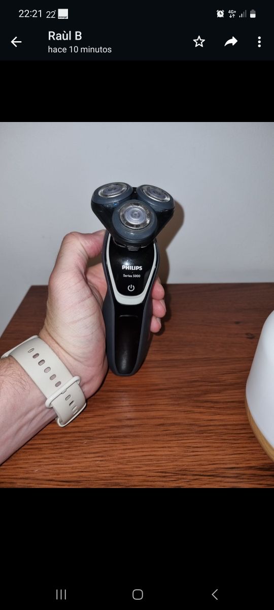 Máquina eléctrica de afeitar