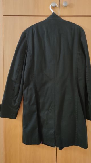 Gabardina negra de vestir