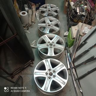 llantas Renault y Suzuki