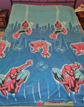 Cortinas y juego de cama Spider man