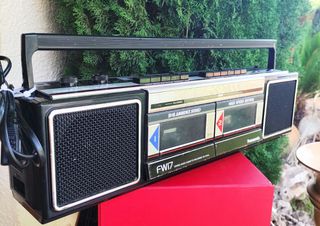 RADIO CASETTE PORTATIL