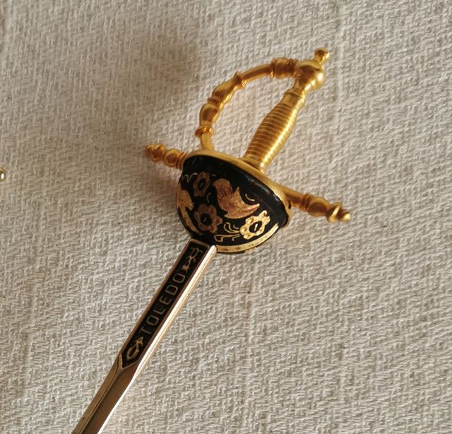 MINIATURAS ESPADA O ABRECARTAS DAMASQUINADO TOLEDO