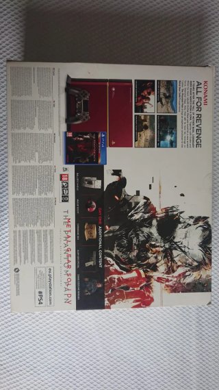 PS4 - Metal Gear Solid V- limited editio