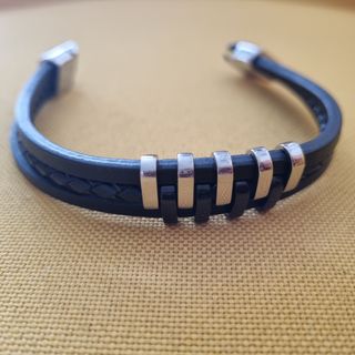 Pulsera masculina