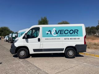 ALQUILER DE FURGONETAS EN CÓRDOBA
