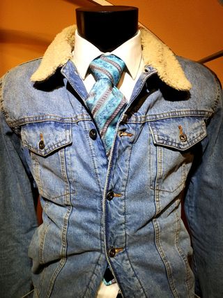 CAZADORA JEANS BORREGO INTERIOR Y CUELLO