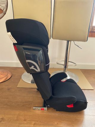 Silla para coche Cybex X2-fix.