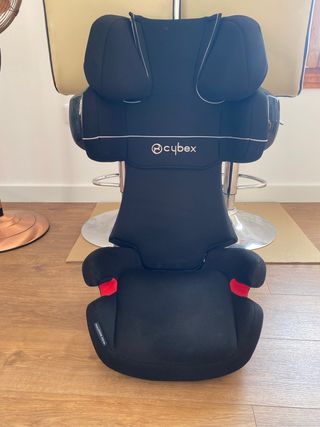 Silla para coche Cybex X2-fix.