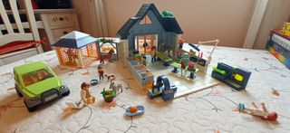 Clínica Veterinaria Playmobil y dos módulos más