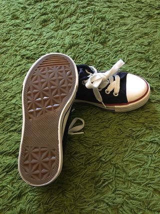 zapatillas niños marca CHK10 talla 29