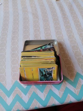 Intercambio cartas POKEMON