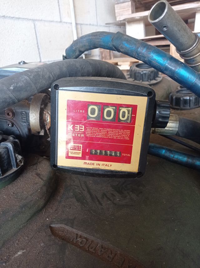 Deposito con manguera y contador 1000 litros