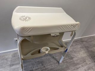BAÑERA CAMBIADOR DE BEBE