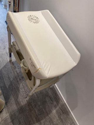 BAÑERA CAMBIADOR DE BEBE