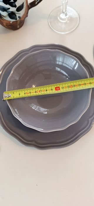 Vajilla 19 piezas ikea, precio original 96€