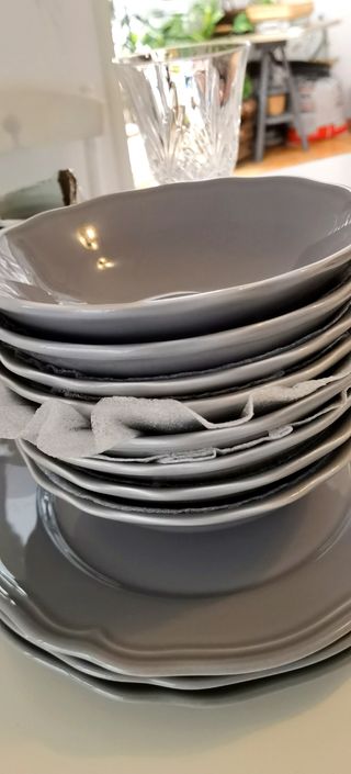 Vajilla 19 piezas ikea, precio original 96€