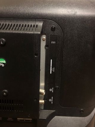 Televisión Smart TV marca OK.