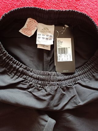 Ropa deportiva de niño