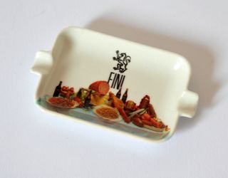 Cenicero vintage de melamina, publicidad de FINI.