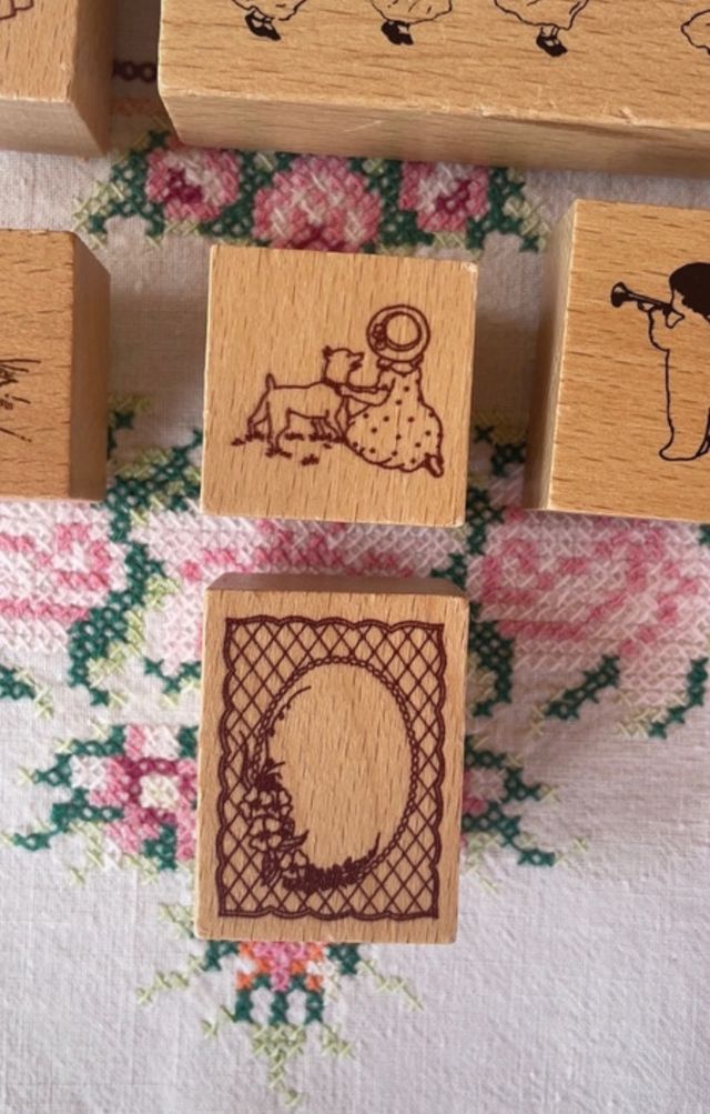 set sellos niñas vintage