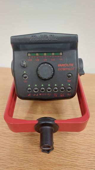 Foco Multibliz 600