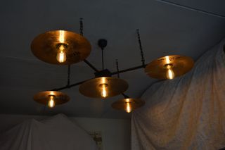 Lampadario artigianale piatti batteria