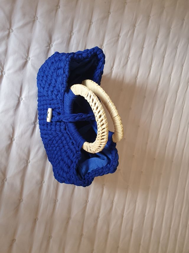 Bolso de trapillo hecho a mano.