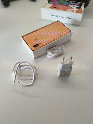 Teléfono móvil Samsung A40